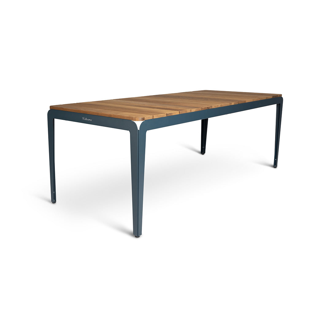 Bended Table 220 Wood