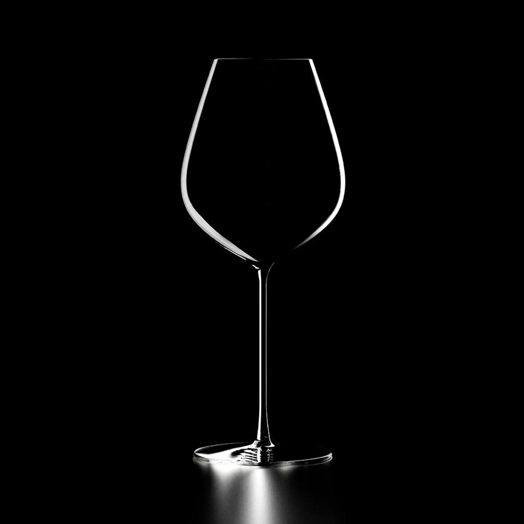 G. Basset Hommage 69cl Ultralight Weinglas von Lehmann Glass schwarz